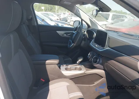 2025 Chevrolet Blazer Fwd 2Lt from USA, damaged, VIN 3GNKBCR45SS201681